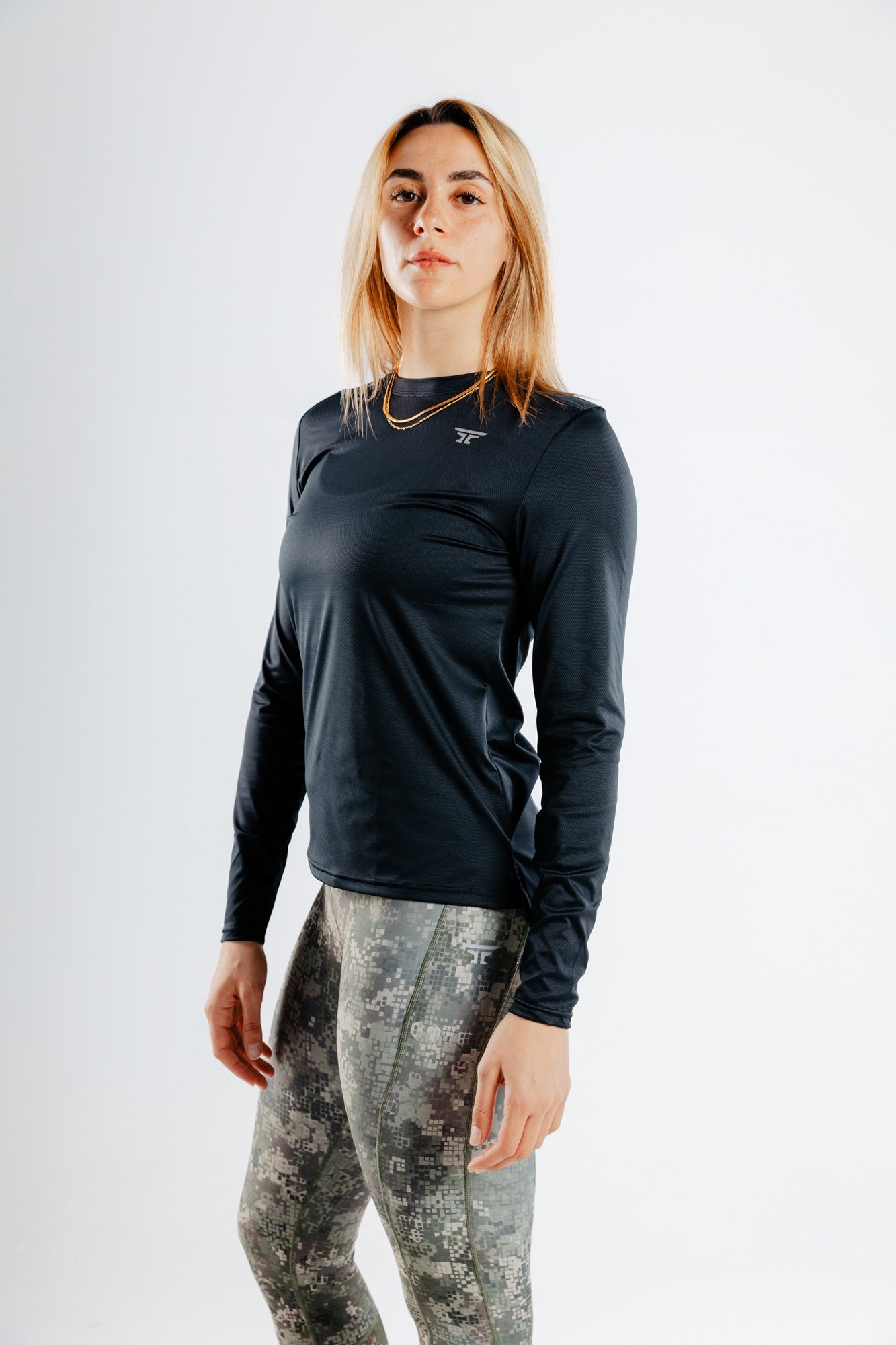 Runic women's long sleeve T-shirt Black